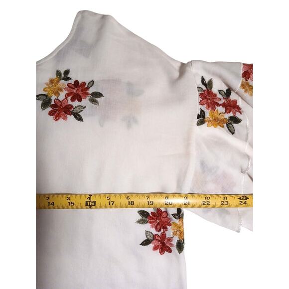 VNTG Forever 21 FLORAL EMBROIDERED Top Size M White Bohemian Festival Cropped 9 - Picture 11 of 15